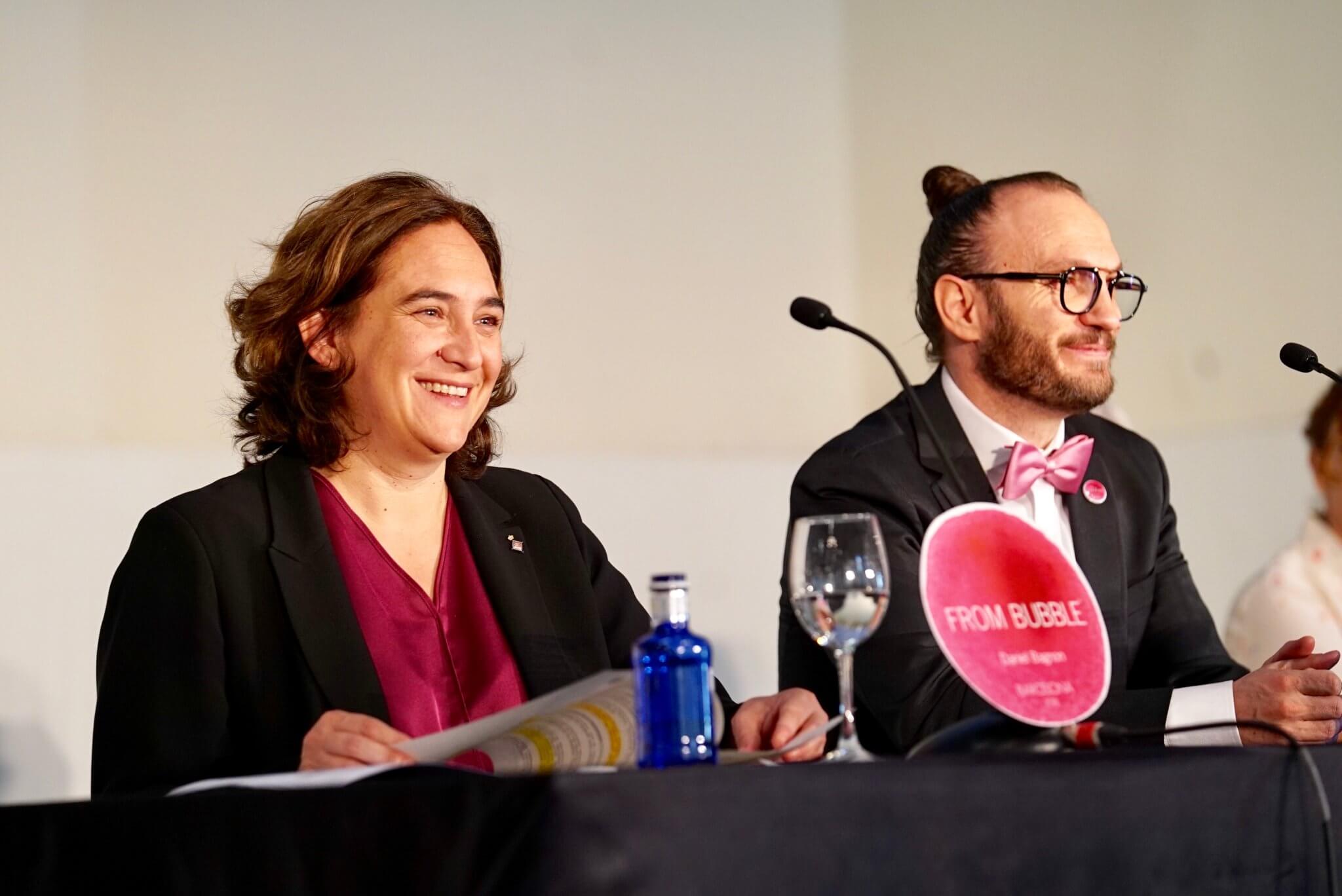La Alcaldesa de Barcelona, Ada Colau inaugura From Bubble Barcelona