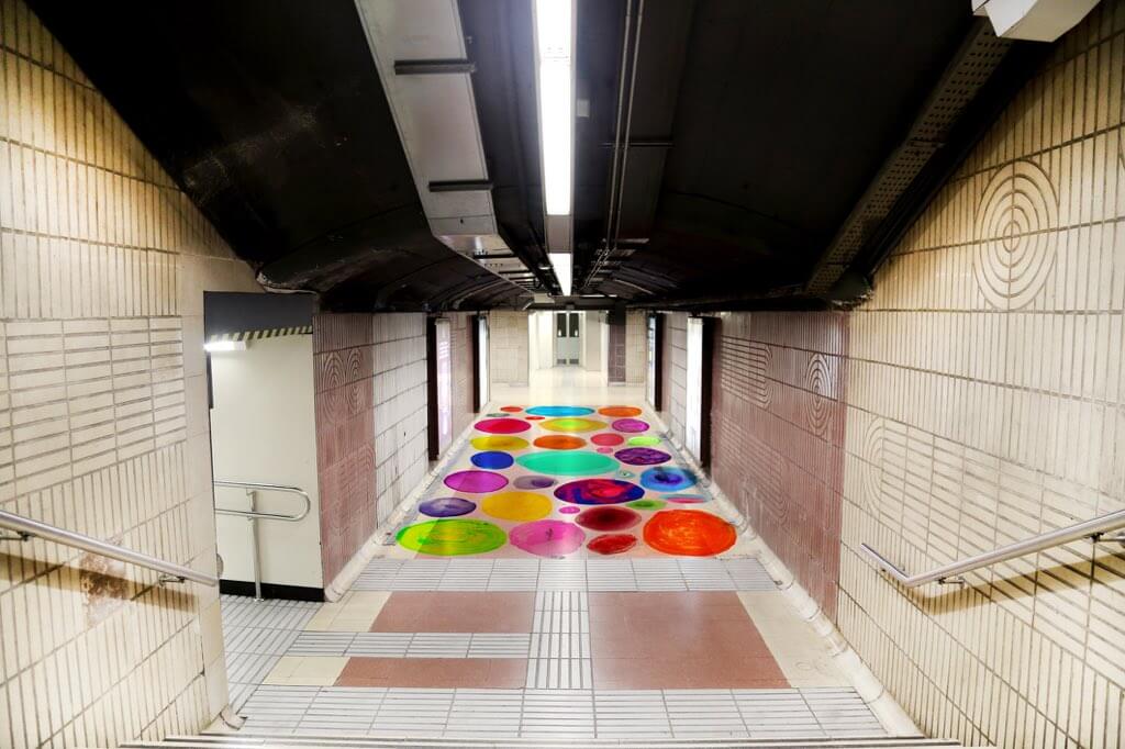Bubbles en el metro de Barcelona